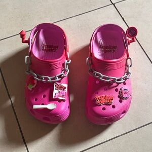 CROCS Pink Franken Berry Charm Clogs